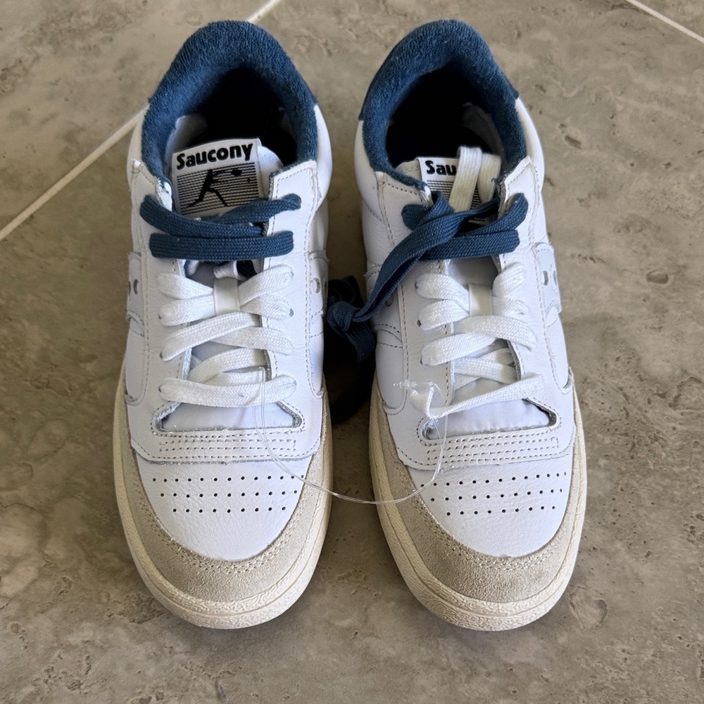 Saucony Jazz Court Sneakers NWOT - Picture 2 of 7